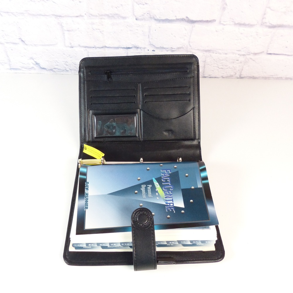 Day Runner FactCentre Organizer Black Faux Leather Vtg 90s Snap Close 3 Ring NOS - Picture 2 of 16